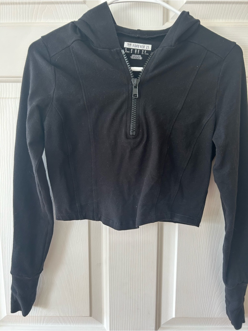 Forever 21 Black Cropped Zip-Front Hoodie